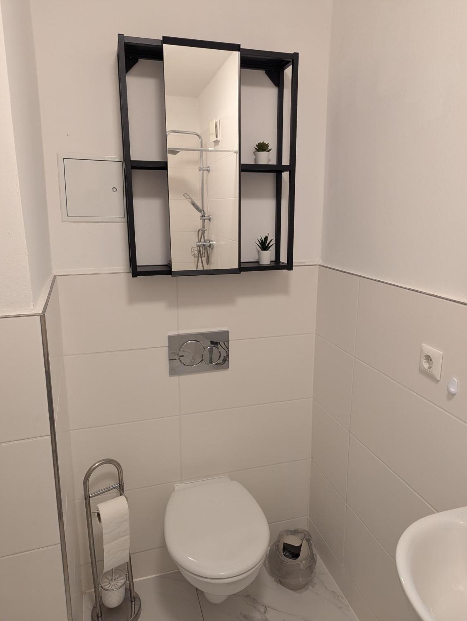 Nord-Apartment 6 I 1 Zimmer Mit Wlan & Walk-In Regendusche Bremerhaven Exterior foto